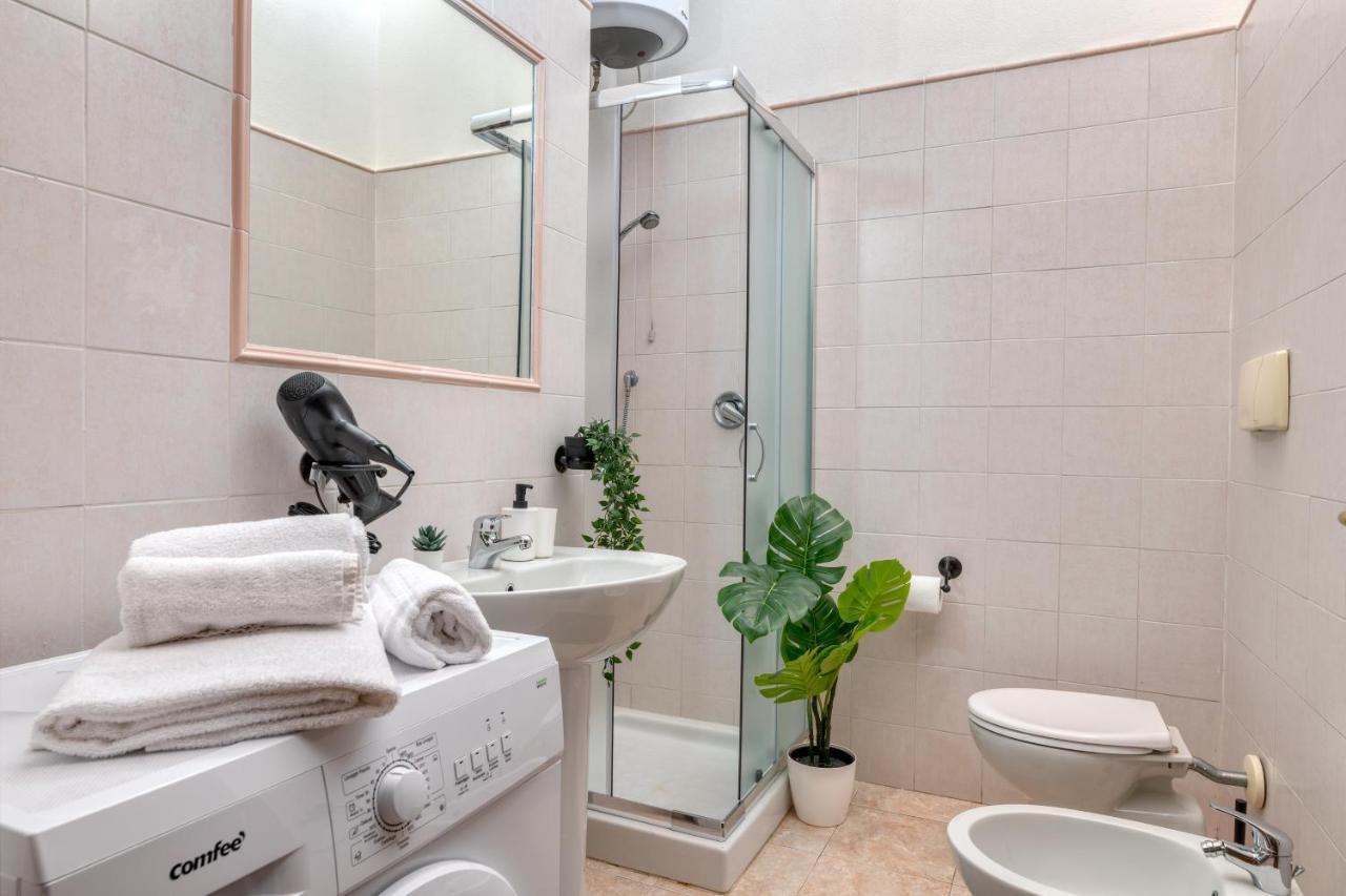 Izzhome Escape 2 Villa San Pietro ภายนอก รูปภาพ